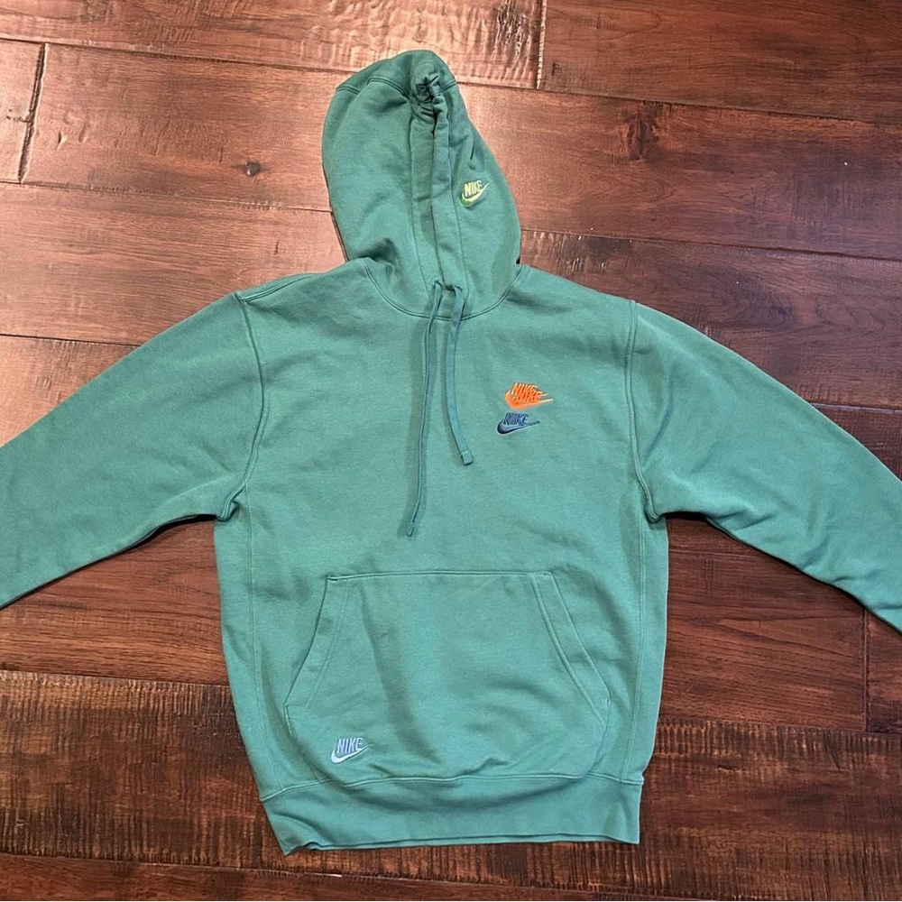 Nike Teal Men's Hoodie with Logo Accents